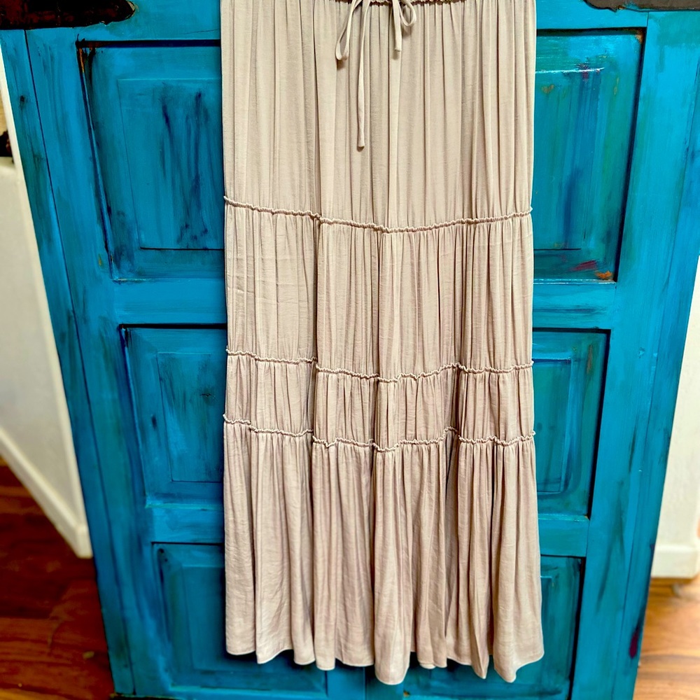 Champagne Boho Skirt , Simply Vera Wang- Large